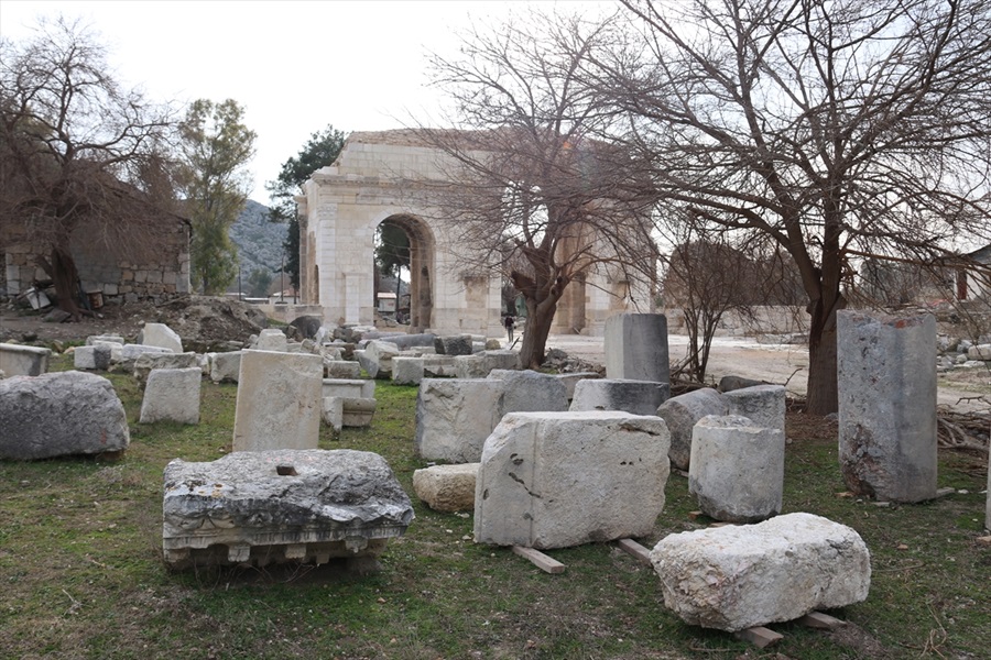 anavarza-antik-kenti-1.jpg