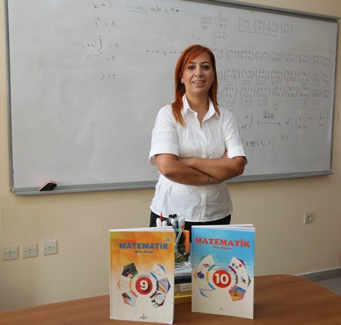 prof.-dr.-gonca-ayik.jpg